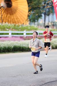 BIB: 
                            <button type="button" onclick="openModal(27848437)" class="btn btn-primary btn-sm float-right btn-popup" data-toggle="modal" data-target=".modal-high-quality">
                        <i class="fas fa-shopping-cart"></i> Add to Cart
                    </button>
                                            <button type="button" onclick="isThisMe(27848437, true)" class="btn btn-success btn-sm float-right btn-popup btn-isme hidden" data-toggle="tooltip" data-placement="bottom" title="นี่คือรูปของคุณใช่ไหม คลิกที่นี่เพื่อเอาเข้าอัลบั้ม">
                        <i class="fas fa-plus"></i> Add to album
                    </button>
                    <button type="button" onclick="isThisMe(27848437, false)" class="btn btn-warning btn-sm float-right btn-popup btn-isnotme hidden">
                        <i class="fas fa-ban"></i> Remove from album
                    </button>